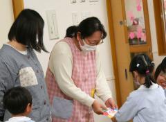 卒園する年長さんから　先生へ